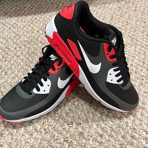 Brand new Nike Air Max 90 G